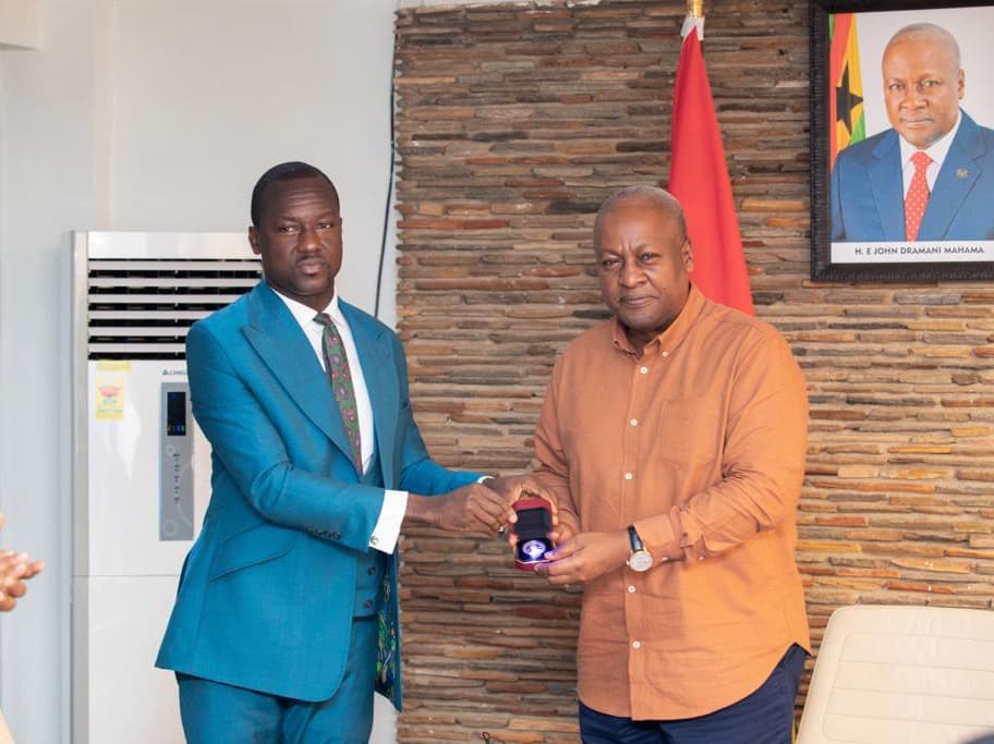 Otumfuo helped Ghana secure IMF credit facility — Mahama