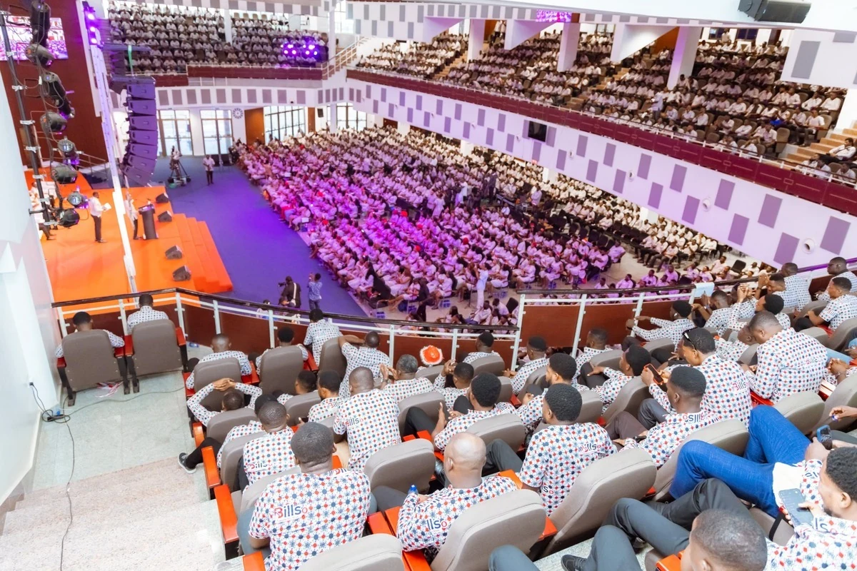 Bills Microcredit — Full Auditorium